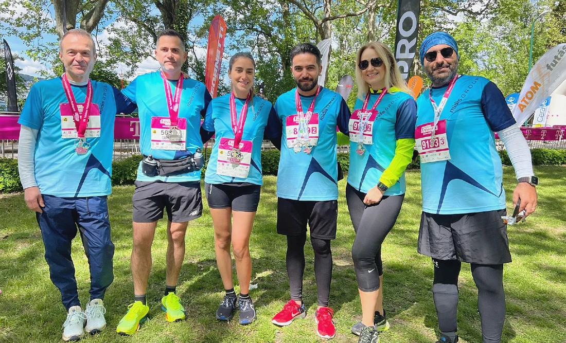 Les employés des filiales de Midis Group, Apcom et ABM, brillent au semi-marathon Telekom Vivicitta