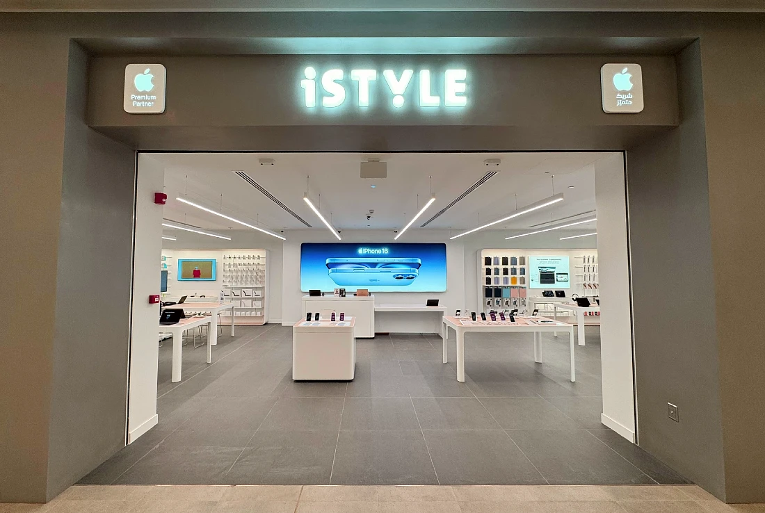Vue extérieure d’une boutique high-tech 